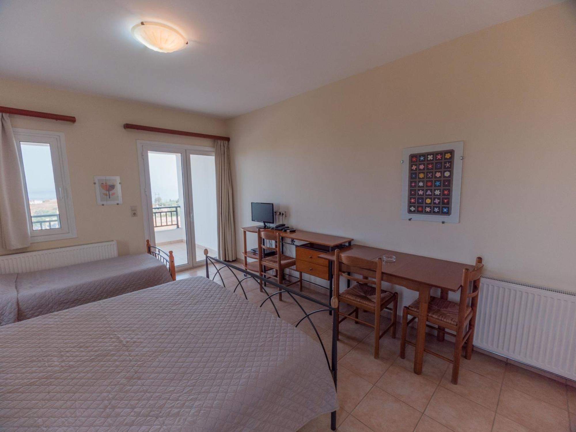 Apartments Hotel & Studios, Xifoupolis Monemvasía Екстериор снимка