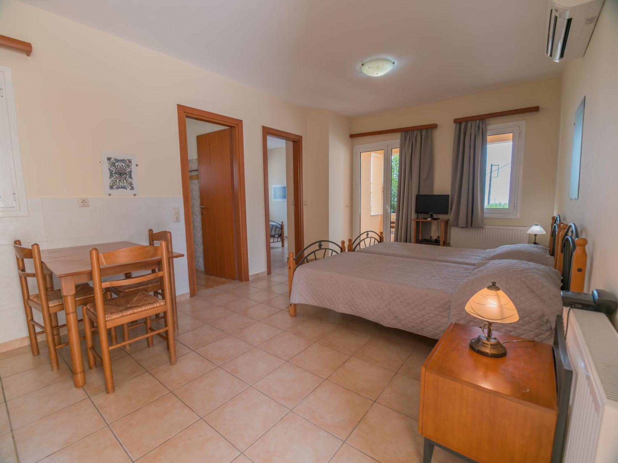 Apartments Hotel & Studios, Xifoupolis Monemvasía Екстериор снимка