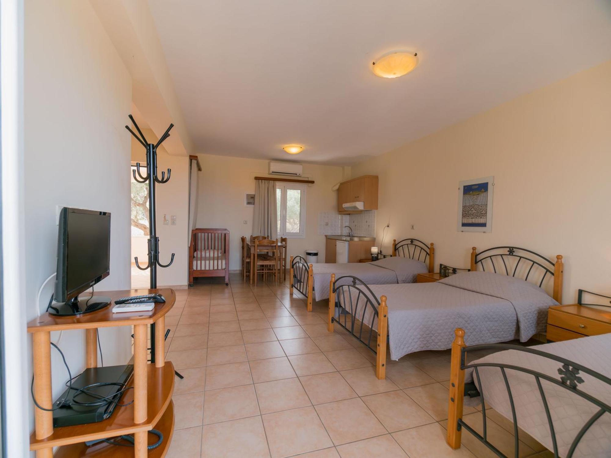 Apartments Hotel & Studios, Xifoupolis Monemvasía Екстериор снимка